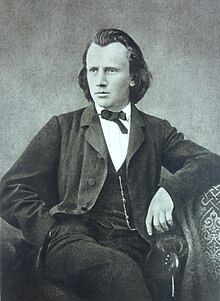 Johannes_Brahms_1866.jpg